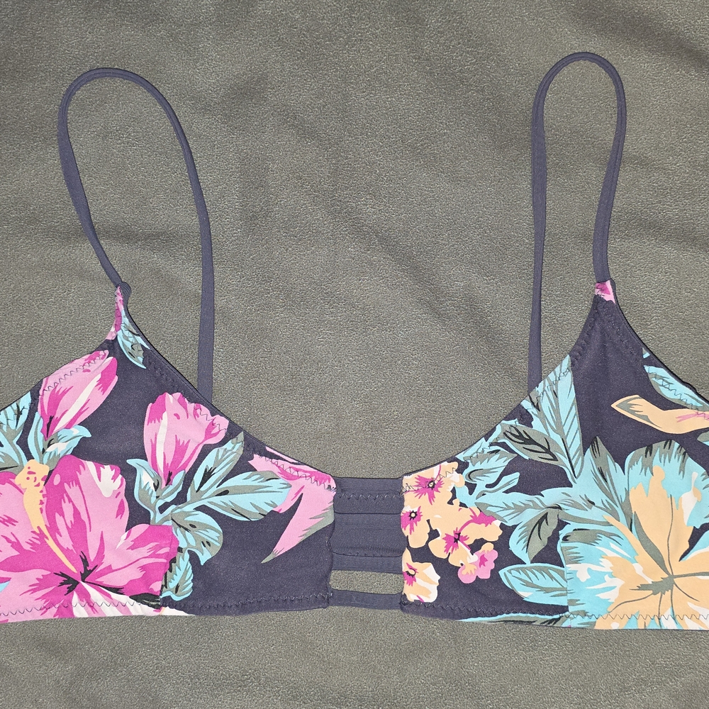 Rip Curl Reversible Floral Bikini Top